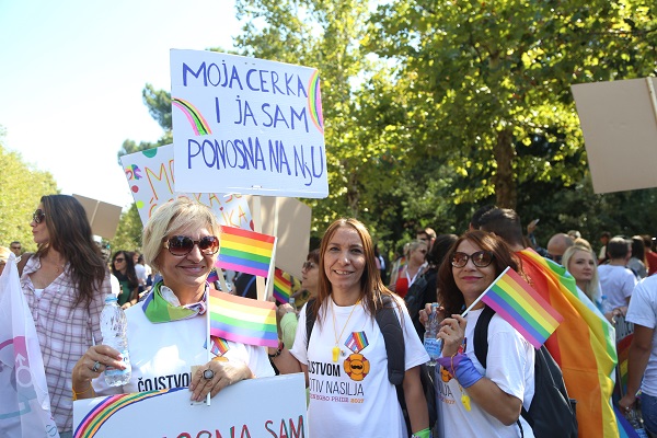 Karadağ Onur Yürüyüşü’nden anlar | Kaos GL - LGBTİ+ Haber Portalı Haber
